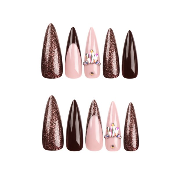 O1CN01JtqYkw2NGHoxeQbHz_!!4234819935-0-cib JP3114-❄️ Crystalline Empress Long Stiletto Press-Ons: Snow-Queen French Tips w/ Icefire Diamonds