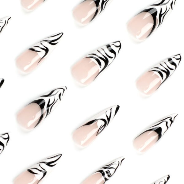 O1CN01P20Ahj2NGHnESsA6u_!!4234819935-0-cib JP2820-⚫️⚪️ Graphic Stripe Stiletto Press-Ons: Rebel Elegance in 5 Minutes