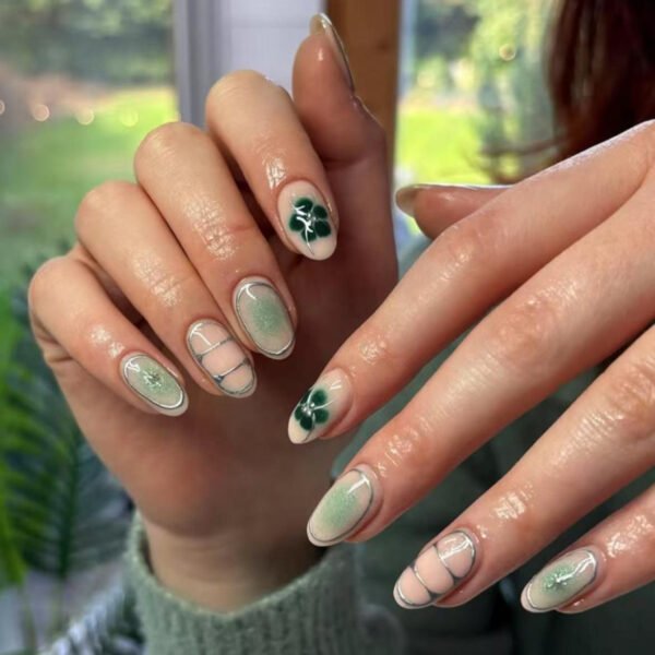 O1CN012bxBxe2NGHzEXWExB_!!4234819935-0-cib JP3993-Emerald Summer Dream: Watercolor French Almond Press-Ons with Botanicals Salon-Worthy Nails in 90 Seconds? Oui.
