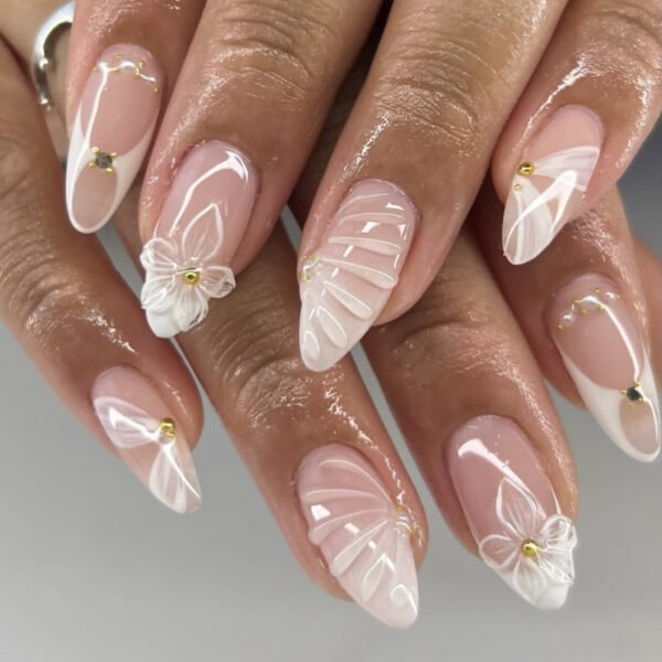 O1CN013QTPGa2NGHyeXi8W7_!!4234819935-0-cib JP3855-Salon-Grade French Press On Nails | Reusable 3D Flower Designs (Short Almond Shape)