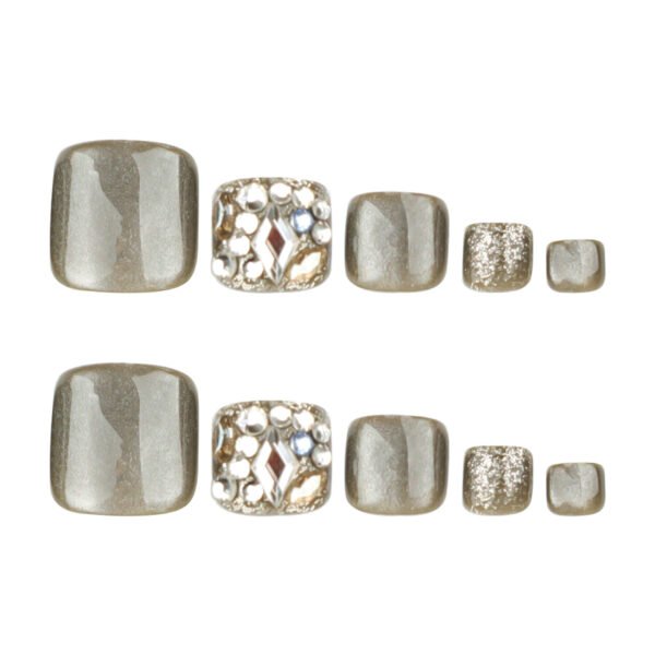 O1CN01DFPfJ22NGHwnwdEdx_!!4234819935-0-cib JP3699-Starlight Siren Toes: Reusable Cat Eye Toenails Drenched in Diamonds