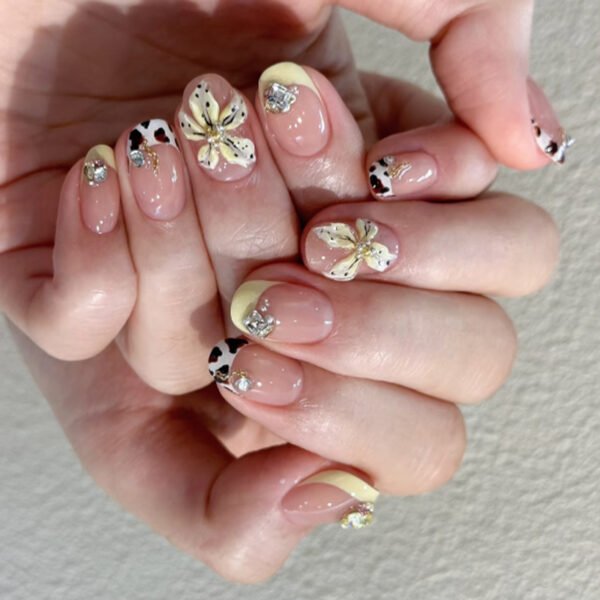 JL0688-Salon-Quality French Ombre Nails Without the Chair Time: Short & Sweet 3D Floral Magic (Reusable & Waterproof)