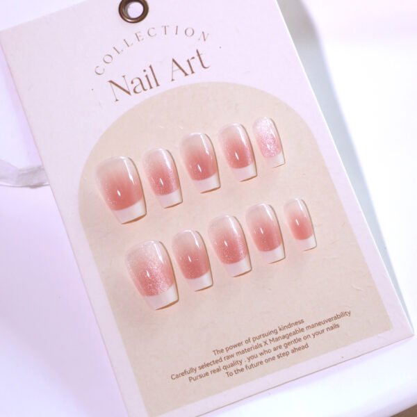 JL0690-Pure Desire Ballet Press-Ons: Blush, Cream & Cat Eye Magic | Reusable Luxury Nails