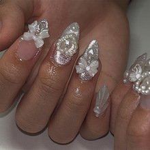 JP3557✨ 3D Fantasy French Toes: Diamond Bows, Pearl Hearts & Cat Eye Dreams (Luxury Almond Press-Ons)
