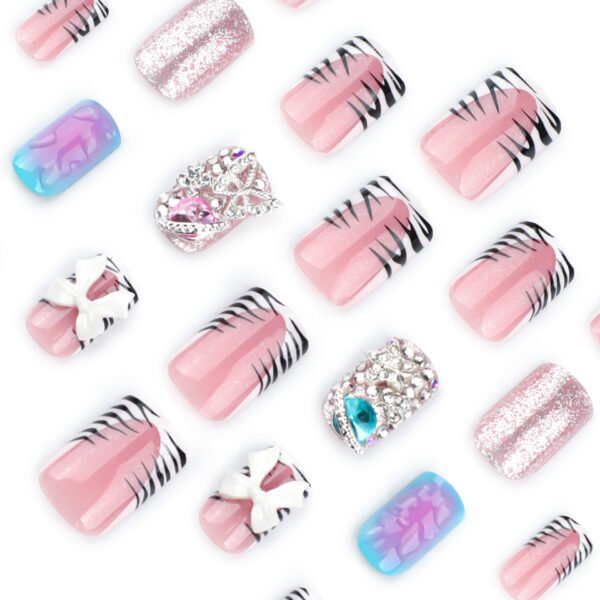 JP3654-Effortless Luxury: Reusable Zebra Print French Nails w/ Dazzling Diamonds ✨