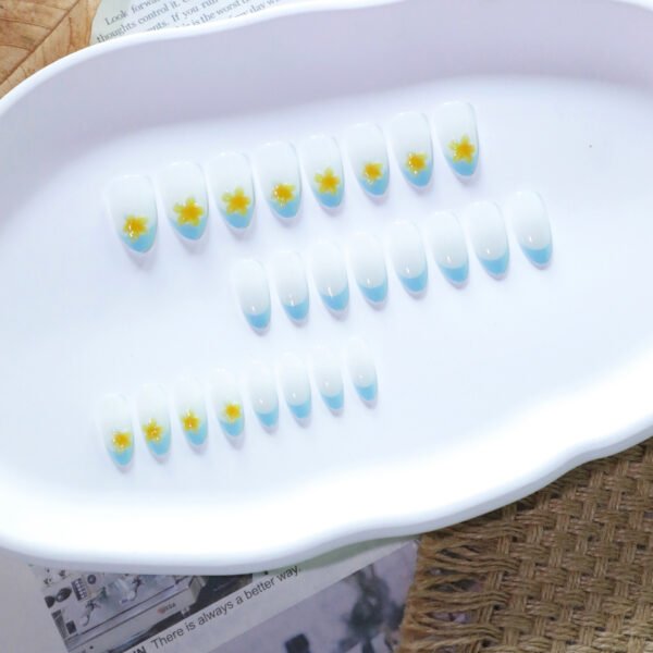 JL0667-Azure Dream French Press On Nails | Weightless Tropical Florals Reusable Short Round Escapism – Saltwater & Sun Proof