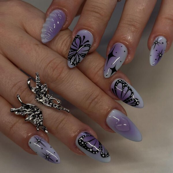 O1CN01EKVSxm2NGHukvjlnf_!!4234819935-0-cib JP3541-Unlock Whimsical Charm: 3D Heart & Butterfly French Tips (Reusable, Waterproof & Protective!)