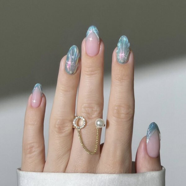 JP3904-Liquid Ribbon Nails: French Tips with 3D Waves & Cat Eye Shine