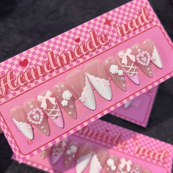 O1CN01edsd2j2NGHuw8zOP0_!!4234819935-0-cib SP172-Versailles Bloom: White French Tips with Camellia Flowers & Pearl Accents - Effortlessly Elegant ✨
