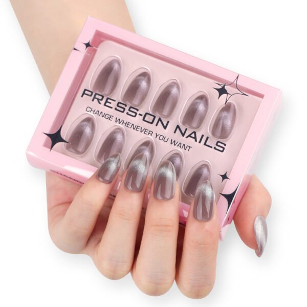 GD26-Effortless Magnetism: Salon-Cat Eye French Tips in Modern Grey (Reusable, Waterproof & Protective!)