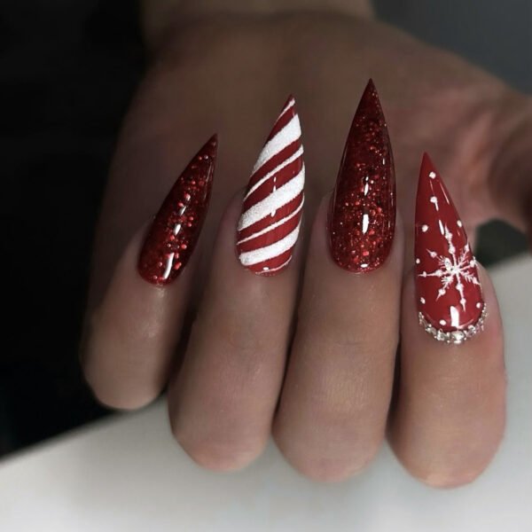 O1CN01teUQpe2NGHuIieHsV_!!4234819935-0-cib JP3461-Instant Holiday Glam: Christmas Press-On Nails w/ Candy Stripes & Snowflakes (Reusable & Salon-Quality!)