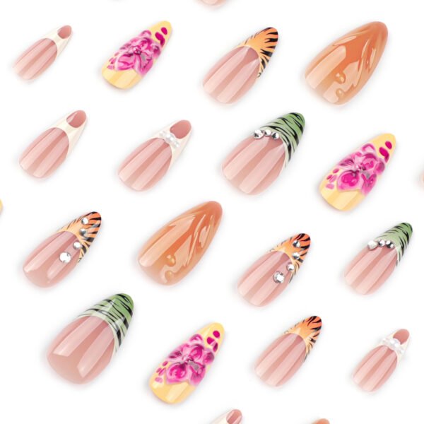 O1CN01RfDHeV2NGI08IuB9z_!!4234819935-0-cib JP4047-Effortless Elegance: Reusable French Almond Nails with 3D Flowers, Pearls & Sparkling Gems for Salon-Quality Manicures at Home