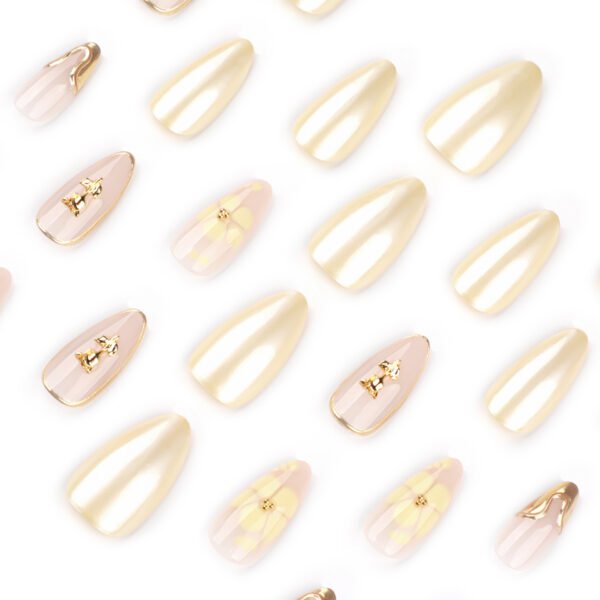 O1CN01uBnlGf2NGI09ufIaA_!!4234819935-0-cib JP4038-Luxury 3D Gold Floral French Press On Nails Reusable Almond Fake Nails with Rose Design for Wedding Party Elegance